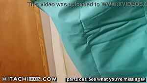 ¿Alguna vez te preguntaste cómo Doctor-Tampa usa el vibrador Hitachi en la novata Angel Oaks para exámenes físicos?