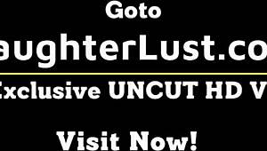 אלקסה נובה וגבריאלה פלטרובה נתפסות בדיבורים מלוכלכים עם אבא חורג!