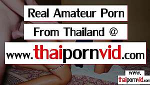 ฉันกำลังดู Skinny Thai Eve จัดการควยขาวใหญ่ตอนนวด!