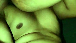 Jiran matang mengangkang untuk doggystyle hebat