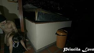 สาวลาตินร้อนหนีไปเซ็กซ์กลางแจ้งใต้ดาว