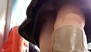 हिडन कैम ने चुपके से स्कर्ट के राज़ पकड़ लिए