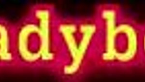 Tai lepotica Nattcha prima sirovo i duboko