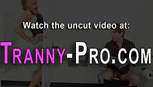 Har du set en hot asiatisk ladyboy blive rimmet og pløjet så hårdt i HD?