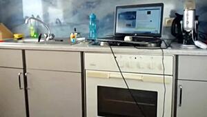 Csábító popsi rázás Sexydea explicit twerk webkamerás show-jában