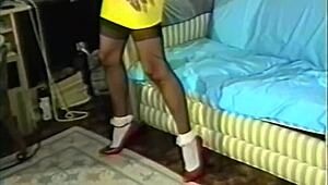 Retro seggtágítás és punci döngölés pornstarclassics-tól klasszikus stílusban