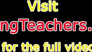 Tette grosse lesbica si fa fistare a fondo in selvaggio preliminare europeo