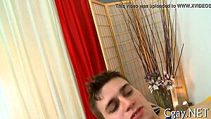 Hei, katso tätä ilmaista suurta kyrpä gay-akkaa!