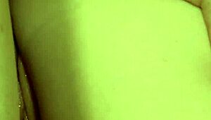 Sono ossessionato dallo scopare queste bellezze teen 18+ così porche!