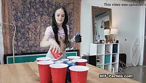 بنات جمعية جدد يسجلوا شريط جنسي رباعي قوي للترويج