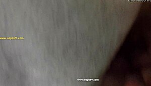 มิลฟ์ชาวบราซิลล่อในเดรสสั้นขึ้นรถไฟ