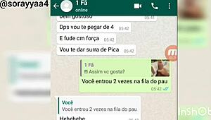 أجلس فقط بينما فوديندو سيجيلوسو يقذف على مكالمة فيديو مع سورايا.