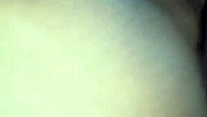 Aunty Desi yang horny rasa keseronokan kuat kongkek kawan suami dengan audio Hindi