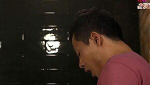 Gledala sem, kako se moj fant sinoči zapleta z najboljšim prijateljem