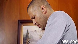 Non ci credo, il mio primo gang bang è stato così selvaggio con russi da vicino