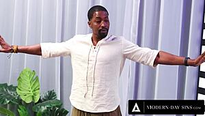 परवर्ट योगा इंस्ट्रक्टर जेन वाइल्ड को क्लासरूम में चुपके से हार्ड इंटररेशियल सेक्स में पेलता है