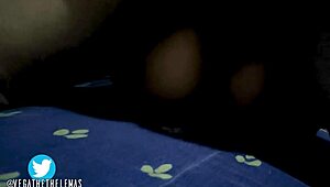 Minha vizinha venezuelana louca por rola, implorou pra eu gravar ela!