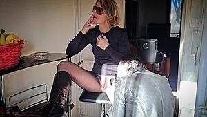 ¿Por qué no echas un vistazo a Karina la modelo y su fotógrafo en esta entrevista remasterizada en 4K?