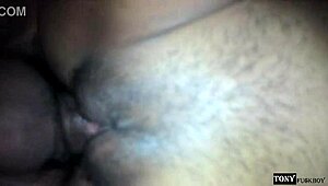 वाह, पीछे से ठोक दो, मुझे गांड में चाहिए