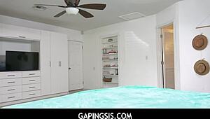 Gapingsis - Stiefschwester vögelt Stiefbruder ohne Erlaubnis - Riley Jean?