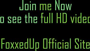 Canadiske lesbiske Jenna Fox knepper fissen på agent Nickey Huntsman