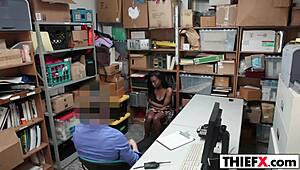 Daya Knight platí prsami za zlodeja z garáže s monštruóznym kokotom hardcore!