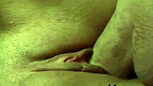 Mofozо - Стъп сестрата получава сперма пръсната по дупето!