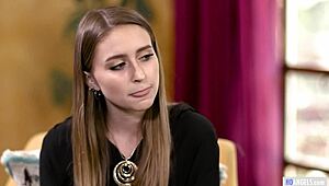 Первый лесбийский опыт с моим психологом, вау! 😍