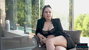 En voi uskoa Sophia Greyn kuumaa Playboy-kuvausta!