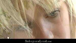 金发妹被拴链塞嘴，在车库场景中被用力猛干