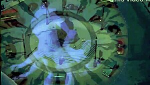 Hei, tsekkaa nää villit vintage-kolmiot ja nelikot menneiltä ajoilta!