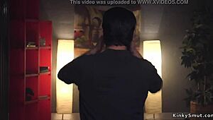 Couple marié baise anal une jeune avec gagging brutal !