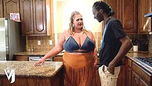 Blvck Rose Perbaikan Caulk BBW Veronica Jasmine dengan Presisi Ahli