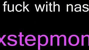 Cazzo, milf tettona e teen 18+ si alternano a scopare un cazzo duro insieme!