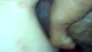 สาวทรานส์ตัวเล็กโดนของใหญ่กระแทกก้นแน่น