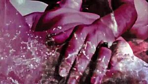 क्या तुम इस विंटेज टैबू चूत को वाइल्ड डॉगीस्टाइल में हैंडल कर सकते हो?