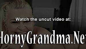 Зряла жена с изядена путка получава лепкаво лицево завършване