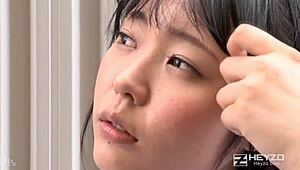 Kawanishi Yuki krijgt ruk en creampie in perverse spel