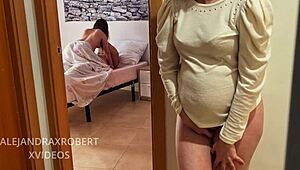 我的室友整天和不同男人勾搭