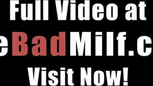 이사벨라 나이스와 이사벨 델토어가 직장에서 운 좋은 남자와 하드 섹스