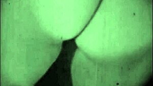 अरे, डार्क लैंटर्न एंटरटेनमेंट हमारे पूर्वजों के पापों को गरम कबूलनामों में लाया!