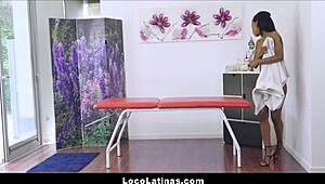 ¿Has visto a una teen flaca española negra ser machacada tras un masaje caliente?