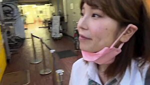 认识18岁雯雯 饥渴要操胜过吃饭 自拍狂野开干