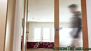 พี่สาวนมโตอมควยแข็งๆ ด้วยฝีมือขั้นเทพ