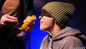 Ουφ, είμαι τόσο θυμωμένη αλλά χαρούμενη που ο αδερφός μου χρησιμοποίησε το στόμα μου... - xsanyany