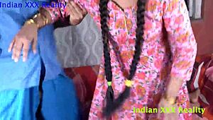 Hey, ever seen Indian catfight action in Hindi like this?