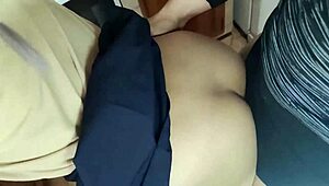 Не верю, что моя горячая колегиала соблазнила падрастро на кухонный секс, так дико