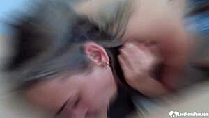 Самотна съпруга ме повика за гореща свирка. Не очаквах да се съблече така в общежитието! 😘