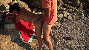 ปาร์ตี้ฉีดน้ำเงี่ยนสุดยอดในไมโคนอส - เซ็กส์ก้นฉันแรงๆ!