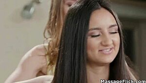 ฉันรักการนวด 69 กับวัยรุ่น 18+ สวยน่ารักมาก